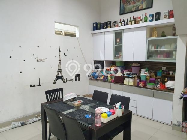 Rumah Luas Asri 4 KT Siap Pakai di Wonorejo Surabaya Rumah Luas Asri 4 KT Siap Pakai di Wonorejo Surabaya