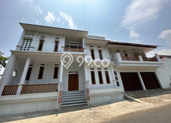Rumah Modern Cantik 5 KT Bisa Langsung Pindah di Cireunghas Rumah Modern Cantik 5 KT Bisa Langsung Pindah di Cireunghas