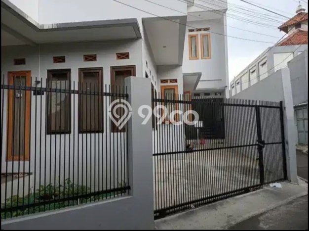 Disewakan! Rumah 4 Kamar Tidur &
5 Kamar Mandi di Sarijadi, Bandung Disewakan! Rumah 4 Kamar Tidur &
5 Kamar Mandi di Sarijadi, Bandung