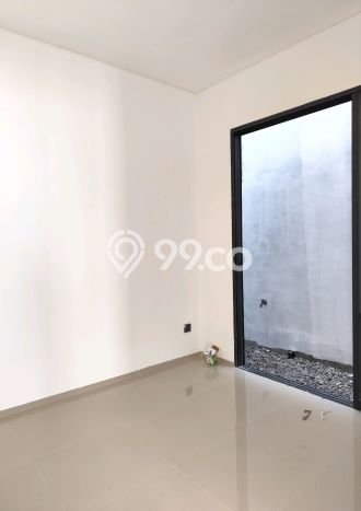Rumah Elit Modern Tanpa Renovasi di Setra Duta Bandung Rumah Elit Modern Tanpa Renovasi di Setra Duta Bandung