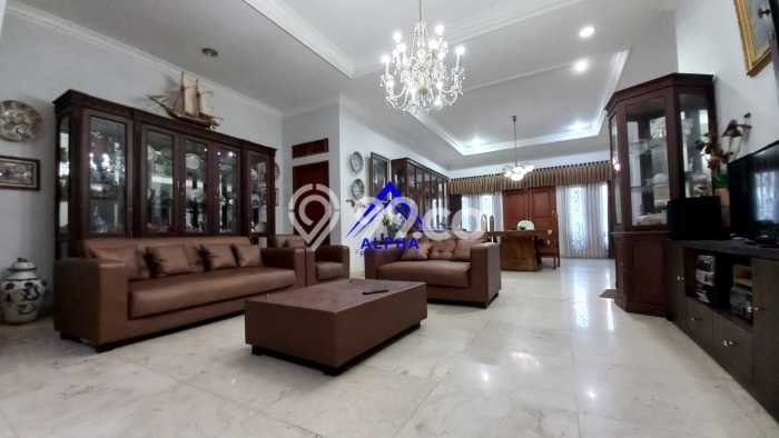 Dijual Rumah Luas Elegan Dengan View Cantik di Cibeureum, Bandung Dijual Rumah Luas Elegan Dengan View Cantik di Cibeureum, Bandung