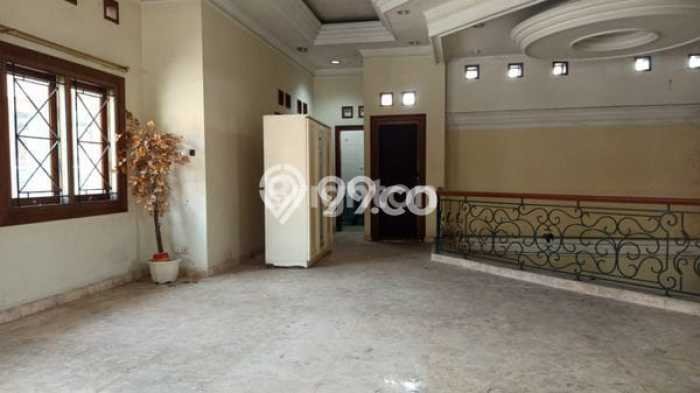 Siap Huni Hunian Elit 6 Kamar di Semarang Barat Dekat ke Mana Saja Siap Huni Hunian Elit 6 Kamar di Semarang Barat Dekat ke Mana Saja