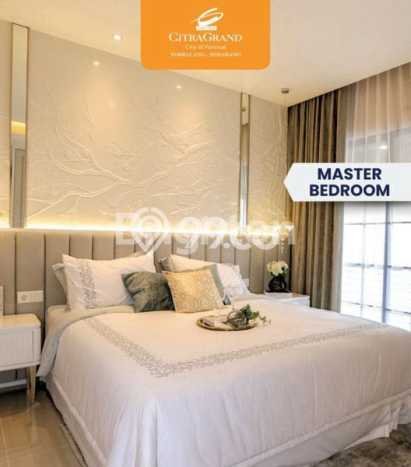 Rumah Mewah LB 161m2 Siap Huni Desain Elegan di Sambiroto, Semarang Rumah Mewah LB 161m2 Siap Huni Desain Elegan di Sambiroto, Semarang