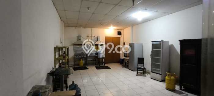 Lokasi Strategis! Dijual Ruko Bisnis di Kelapa Gading, Jakarta Utara Kondisi Baik Lokasi Strategis! Dijual Ruko Bisnis di Kelapa Gading, Jakarta Utara Kondisi Baik