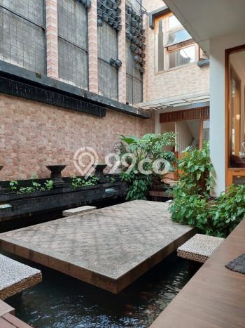 Rumah Elit LB 450m2 Siap Pakai Desain Elegan di Harapan Indah, Bekasi Rumah Elit LB 450m2 Siap Pakai Desain Elegan di Harapan Indah, Bekasi