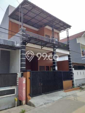 Dijual Hunian Rumah Nyaman 4 Kamar di Harapan Indah, Bekasi Dijual Hunian Rumah Nyaman 4 Kamar di Harapan Indah, Bekasi
