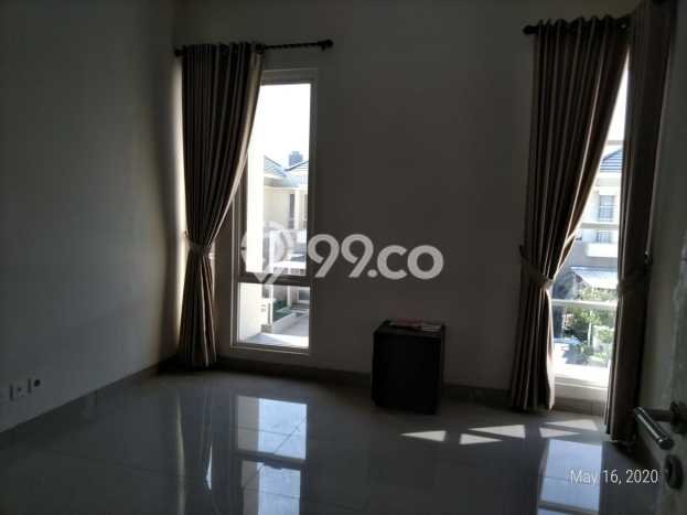 Dijual Hunian Rumah Terawat 3 KT di harapan indah, Bekasi Dijual Hunian Rumah Terawat 3 KT di harapan indah, Bekasi