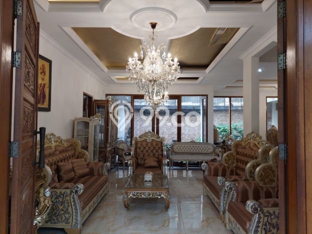 Rumah Elit LB 450m2 Siap Pakai Desain Elegan di Harapan Indah, Bekasi Rumah Elit LB 450m2 Siap Pakai Desain Elegan di Harapan Indah, Bekasi
