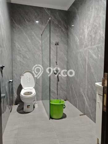 Ready to Use! Premium House LT 300m2 Desain Modern di Harapan Indah Ready to Use! Premium House LT 300m2 Desain Modern di Harapan Indah