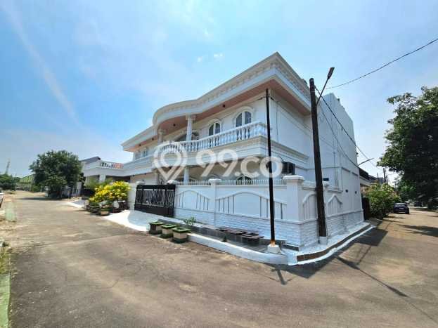 For Sale! Luxury House LT 375m2 Desain Modern di Harapan Indah For Sale! Luxury House LT 375m2 Desain Modern di Harapan Indah