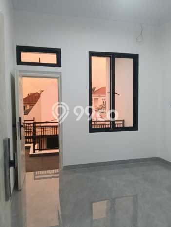 For Sale Hunian Rumah Terawat 4 Kamar di Harapan Indah, Bekasi For Sale Hunian Rumah Terawat 4 Kamar di Harapan Indah, Bekasi
