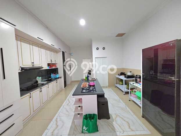 For Sale! Luxury House LT 375m2 Desain Modern di Harapan Indah For Sale! Luxury House LT 375m2 Desain Modern di Harapan Indah