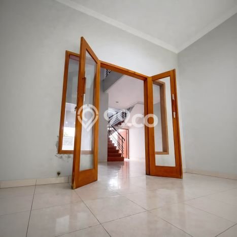 Dijual Rumah 3 Kamar Lokasi Strategis Bagus dan Strategis di Mangkubumen Dijual Rumah 3 Kamar Lokasi Strategis Bagus dan Strategis di Mangkubumen