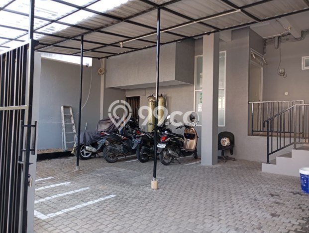 Dijual Segera Kost 13 Kamar, 13 Kamar Mandi di Cengkareng, Jakarta Barat, Luas 180m2 Dijual Segera Kost 13 Kamar, 13 Kamar Mandi di Cengkareng, Jakarta Barat, Luas 180m2