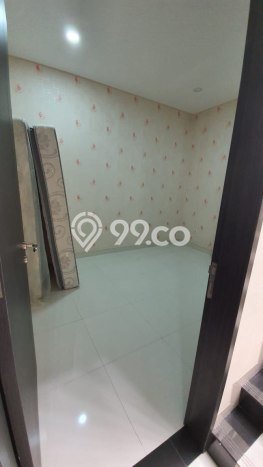 Rumah Mewah LB 250m2 Siap Pakai Desain Elegan di Tanjung Duren, Jakarta Barat Rumah Mewah LB 250m2 Siap Pakai Desain Elegan di Tanjung Duren, Jakarta Barat