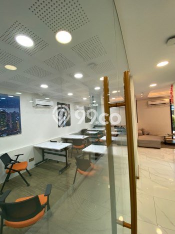 Ruko Dijual di Prime Area Jakarta Barat Luas 520m2 Ruko Dijual di Prime Area Jakarta Barat Luas 520m2