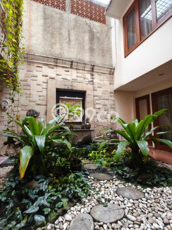 For Sale! Luxury House LT 432m2 Desain Modern di Slipi For Sale! Luxury House LT 432m2 Desain Modern di Slipi