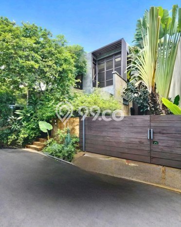 Rumah Elit LB 500m2 Siap Pakai Desain Elegan di Pejaten, Jakarta Selatan Rumah Elit LB 500m2 Siap Pakai Desain Elegan di Pejaten, Jakarta Selatan