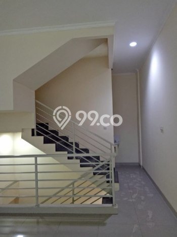 Ruko Dijual di Jakarta Pusat LT 60m2 & LB 200m2 Lokasi Terbaik! Ruko Dijual di Jakarta Pusat LT 60m2 & LB 200m2 Lokasi Terbaik!
