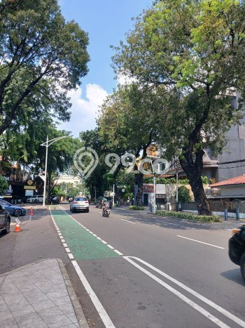 Unit Komersial Tersedia di Senopati Spesifikasi LB 320m2 Unit Komersial Tersedia di Senopati Spesifikasi LB 320m2