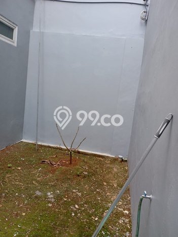 Dijual Segera Kost 13 Kamar, 13 Kamar Mandi di Cengkareng, Jakarta Barat, Luas 180m2 Dijual Segera Kost 13 Kamar, 13 Kamar Mandi di Cengkareng, Jakarta Barat, Luas 180m2