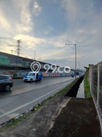 Untuk Disewa Tanah di Jakarta Barat, Luas 1460m2 Area Berkembang Untuk Disewa Tanah di Jakarta Barat, Luas 1460m2 Area Berkembang
