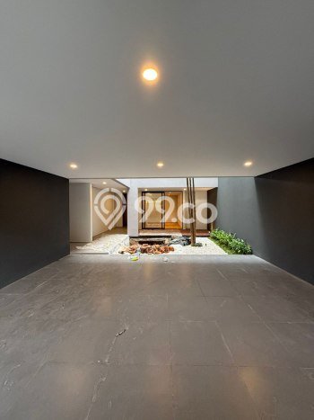 For Sale! Luxury House LT 209m2 Desain Modern di Kemang For Sale! Luxury House LT 209m2 Desain Modern di Kemang