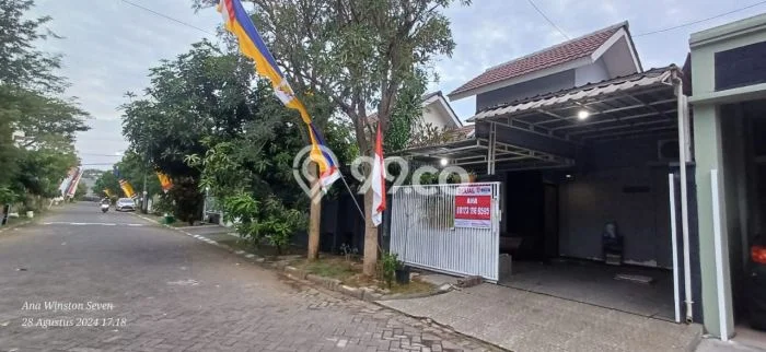 Hunian Cantik Modern Lb 120m2 di Gedangan, Sidoarjo Hunian Cantik Modern Lb 120m2 di Gedangan, Sidoarjo