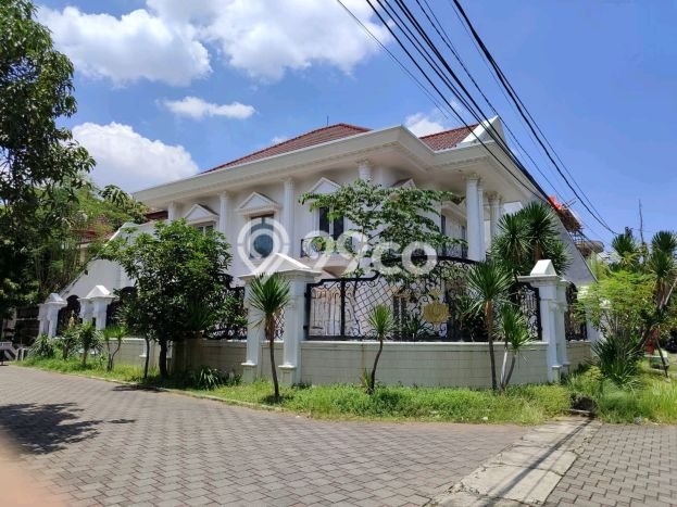Rumah Eksklusif Dijual LT 419m2 di Gayungan, Surabaya Rumah Eksklusif Dijual LT 419m2 di Gayungan, Surabaya