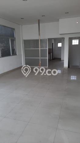 Untuk Disewa Ruko di Coblong Bandung LT 90m2, LB 180m2 Untuk Disewa Ruko di Coblong Bandung LT 90m2, LB 180m2
