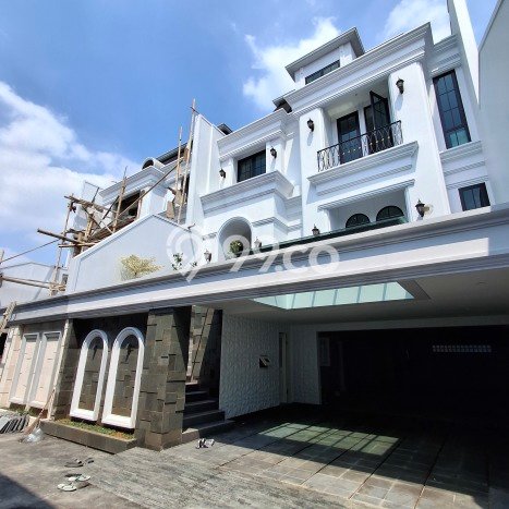 Dijual Rumah Mewah Exclusive di Cilandak, Jakarta Selatan Dijual Rumah Mewah Exclusive di Cilandak, Jakarta Selatan