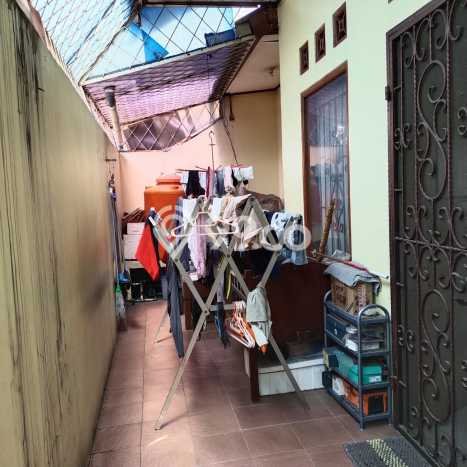 Rumah Luas Asri 5 KT Siap Pakai di Krukut Depok Rumah Luas Asri 5 KT Siap Pakai di Krukut Depok