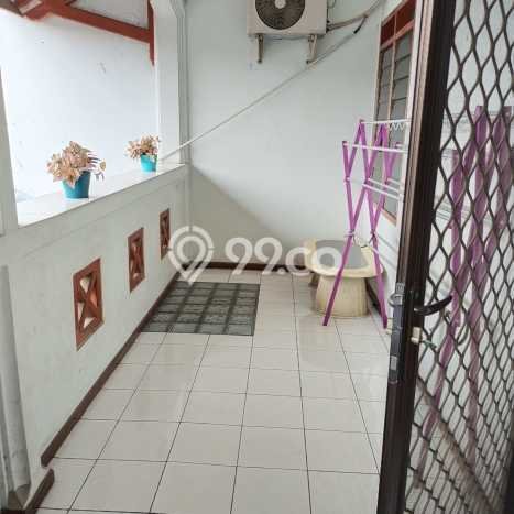 For Sale Rumah 3 Kamar Lokasi Strategis Nyaman dan Strategis di Cinere For Sale Rumah 3 Kamar Lokasi Strategis Nyaman dan Strategis di Cinere