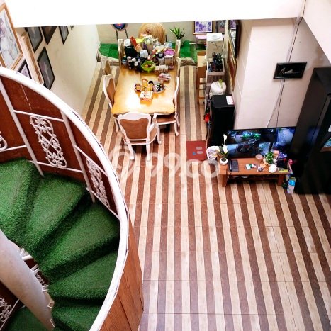 Hunian Mewah Dijual LT 240m2 di Cinere, Depok Hunian Mewah Dijual LT 240m2 di Cinere, Depok