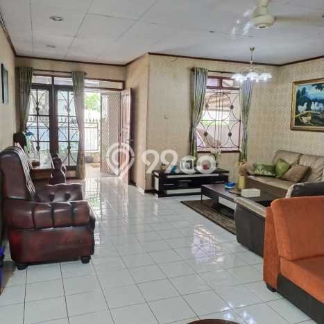 For Sale Rumah 3 Kamar Lokasi Strategis Nyaman dan Strategis di Cinere For Sale Rumah 3 Kamar Lokasi Strategis Nyaman dan Strategis di Cinere