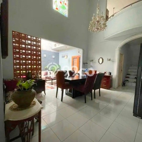 Jual Rumah Bagus Siap Huni LB 250m2 di Cinere, Depok Jual Rumah Bagus Siap Huni LB 250m2 di Cinere, Depok