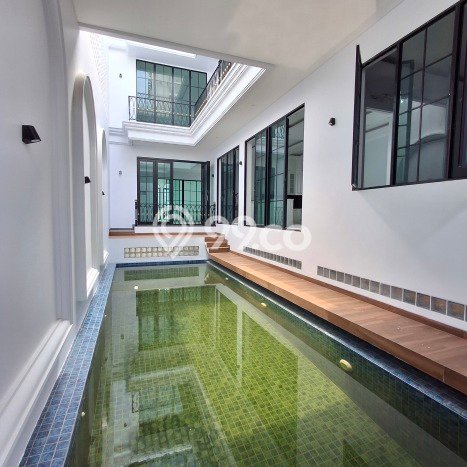 Dijual Rumah Mewah Exclusive di Cilandak, Jakarta Selatan Dijual Rumah Mewah Exclusive di Cilandak, Jakarta Selatan