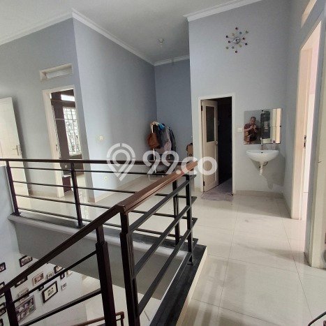 Jual Rumah Strategis Bagus Punya 4 KT di Cinere Depok SHM Jual Rumah Strategis Bagus Punya 4 KT di Cinere Depok SHM