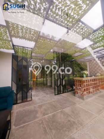 Rumah Elit Modern Tanpa Renovasi di Setra Sari Bandung Rumah Elit Modern Tanpa Renovasi di Setra Sari Bandung