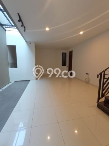 For Sale! Premium House LT 133m2 Desain Elegan di Setra Sari For Sale! Premium House LT 133m2 Desain Elegan di Setra Sari