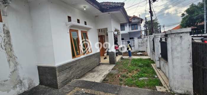 For Sale Hunian Rumah Terawat 4 Kamar di Bandung Kota, Bandung For Sale Hunian Rumah Terawat 4 Kamar di Bandung Kota, Bandung