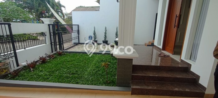 Rumah Cantik Siap Pakai Di Lengkong Luas 200m2 Aman Rumah Cantik Siap Pakai Di Lengkong Luas 200m2 Aman