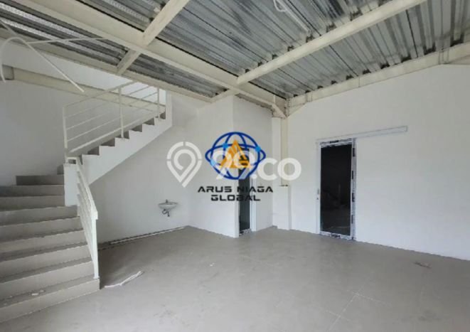 Disewakan Gudang komersial di Tambun Selatan luas bangunan 487m2 Disewakan Gudang komersial di Tambun Selatan luas bangunan 487m2