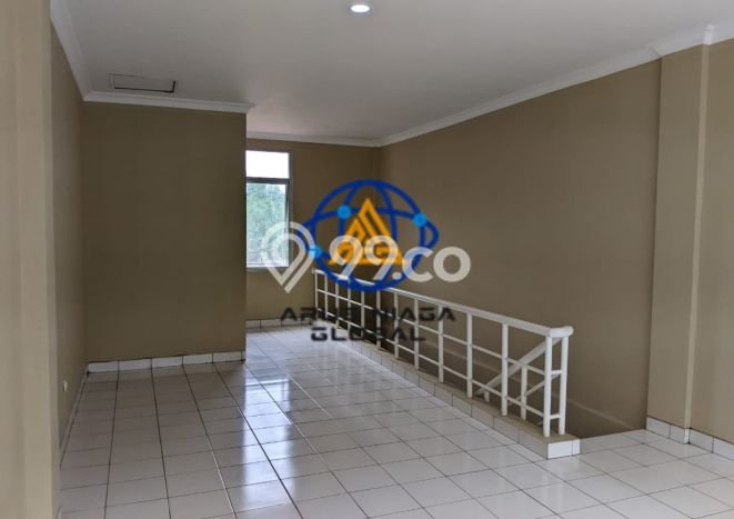 Ruko untuk disewa di Cikarang Pusat punya LT 60m2 & LB 80m2 harga sewa kompetitif Ruko untuk disewa di Cikarang Pusat punya LT 60m2 & LB 80m2 harga sewa kompetitif