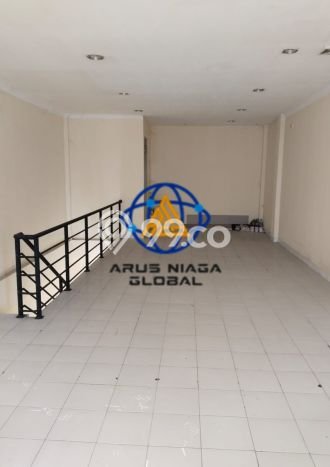 Ruko Komersial Disewakan di Cikarang Pusat Bekasi Luas 144m2 Ruko Komersial Disewakan di Cikarang Pusat Bekasi Luas 144m2