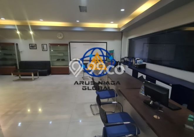 Unit Komersial Disewakan di Depok I di Area Ramai & Strategis Unit Komersial Disewakan di Depok I di Area Ramai & Strategis