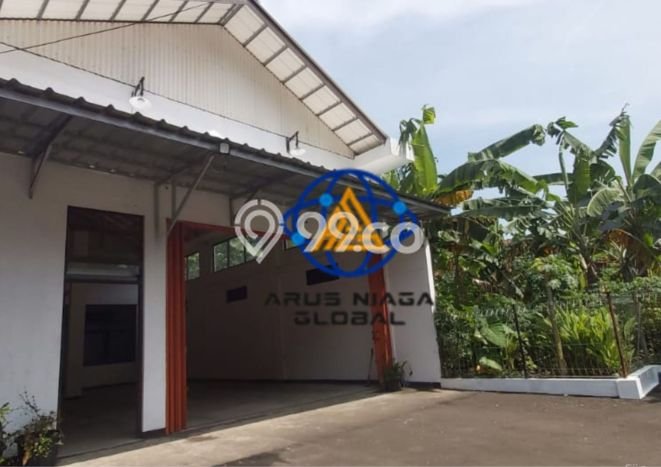 Komersial disewakan di Tapos Depok dengan luas bangunan 120m2 Komersial disewakan di Tapos Depok dengan luas bangunan 120m2