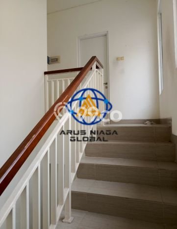 Lokasi strategis! Rumah siap huni dikontrakkan di Cikarang Utara LB 76m2 Lokasi strategis! Rumah siap huni dikontrakkan di Cikarang Utara LB 76m2