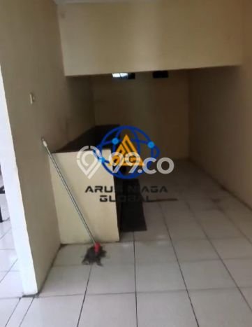 Unit Komersial Disewakan di Cibubur di Area Ramai & Strategis Unit Komersial Disewakan di Cibubur di Area Ramai & Strategis