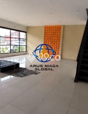 Unit Komersial Disewakan di Cibubur di Area Ramai & Strategis Unit Komersial Disewakan di Cibubur di Area Ramai & Strategis